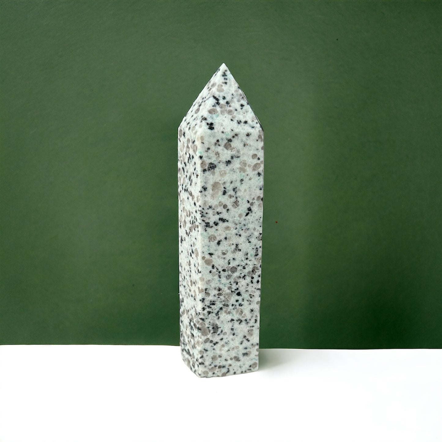 Kiwi Jasper Crystal Tower